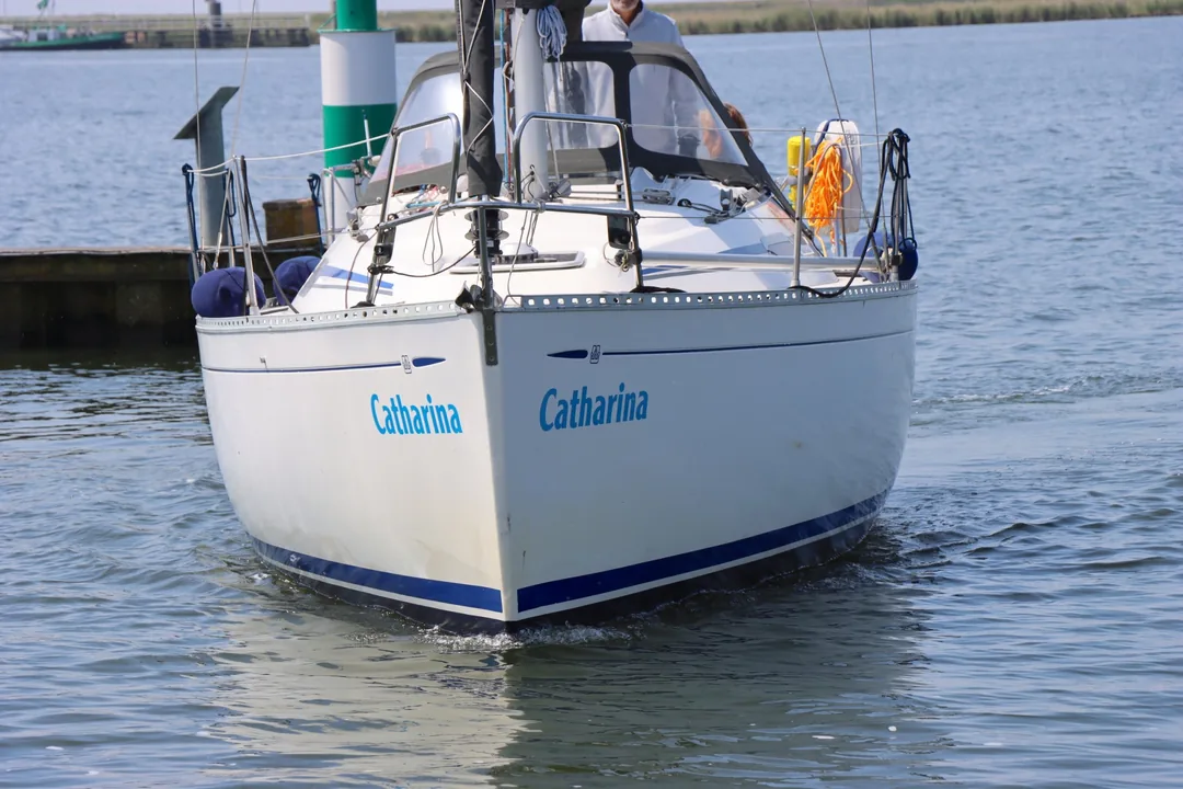 30 CLASSIC sailing