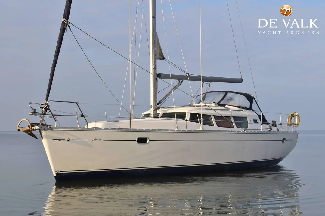 SUN ODYSSEY 40 sailing