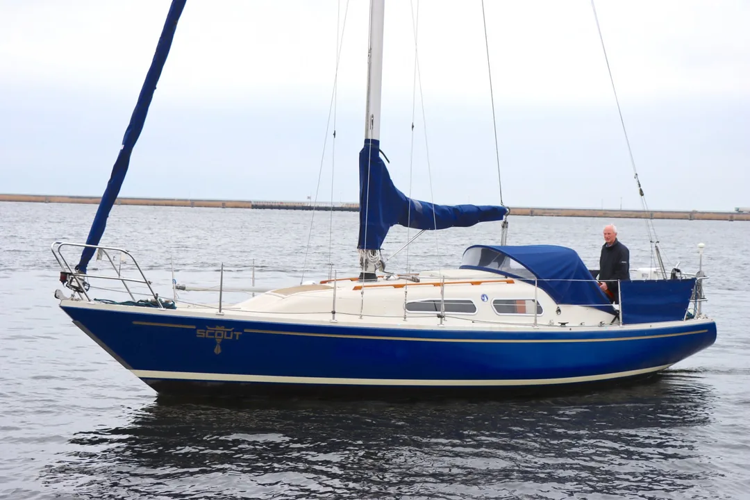 ALBIN BALLAD sailing