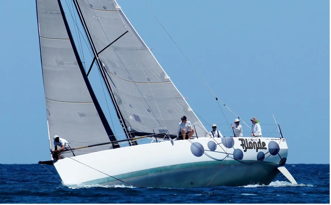 JPK 10.80 sailing