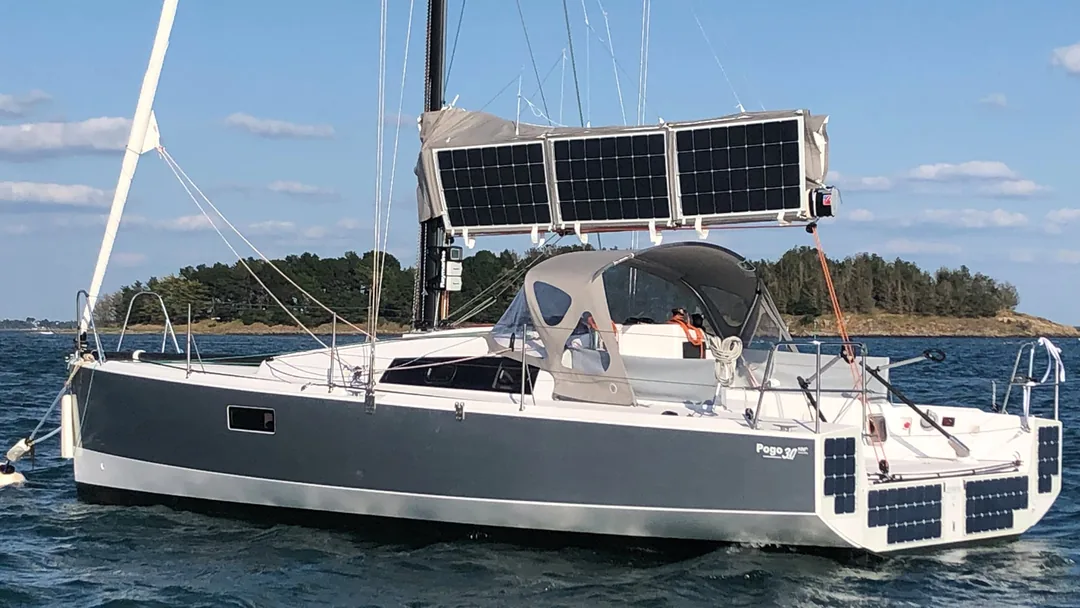 POGO 30 sailing