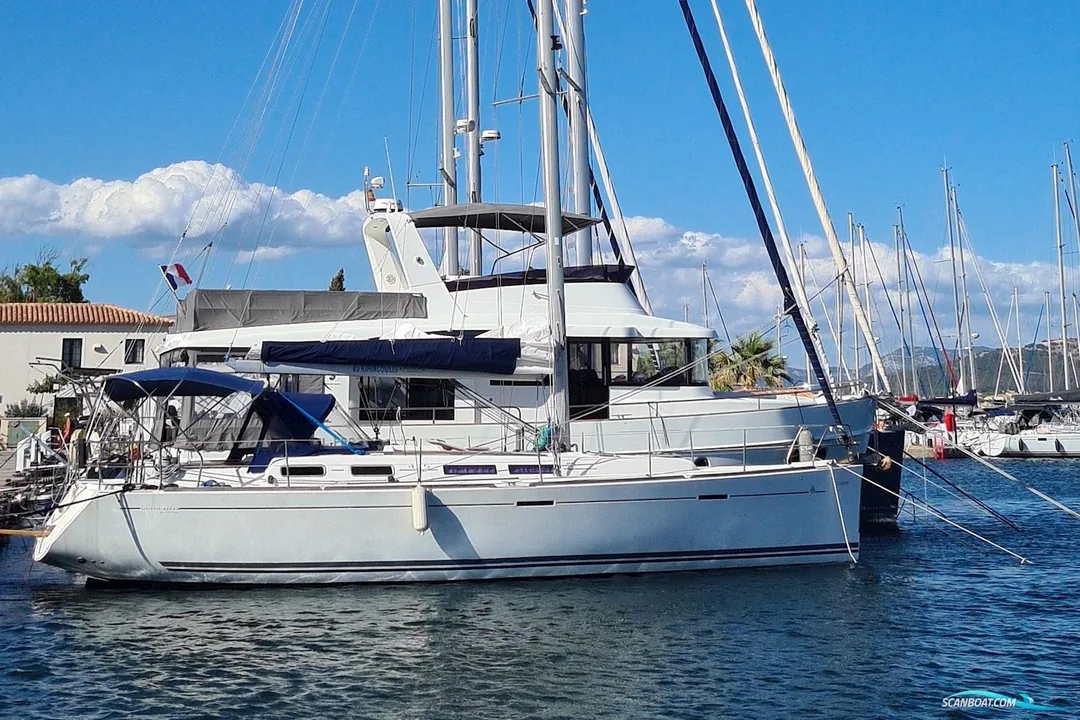 425 GL sailing