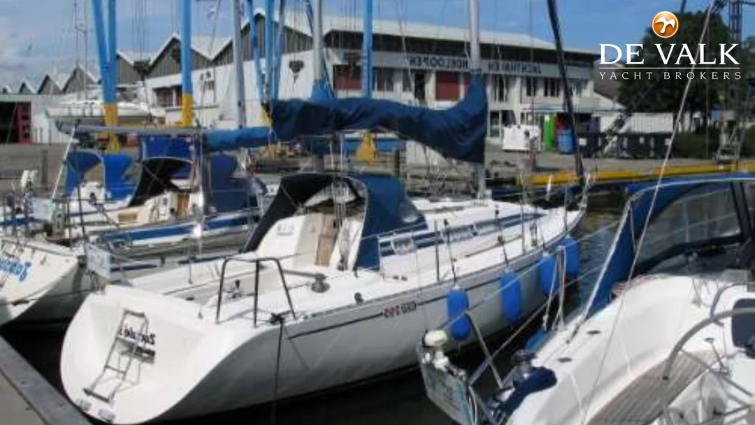 ELAN 295 sailing
