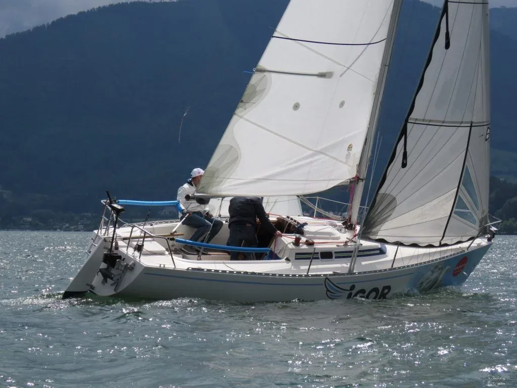 ELAN EXPRESS sailing