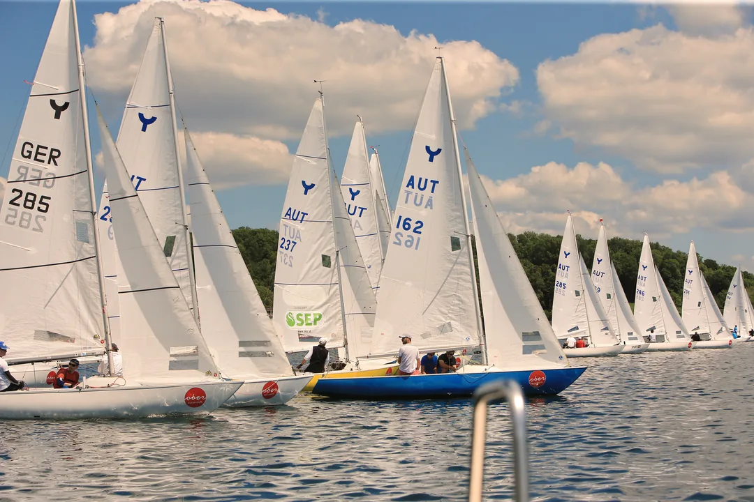 YNGLING sailing