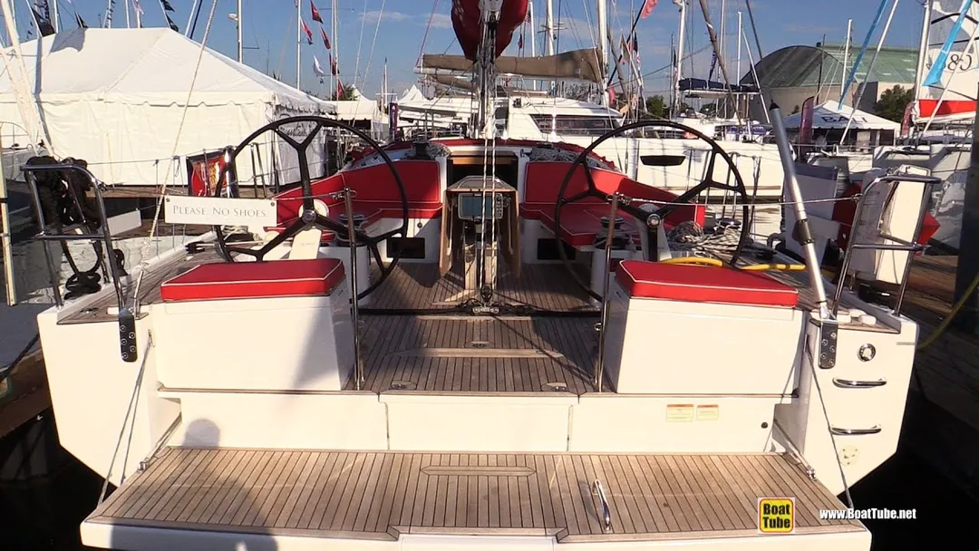 AZUREE 46 sailing