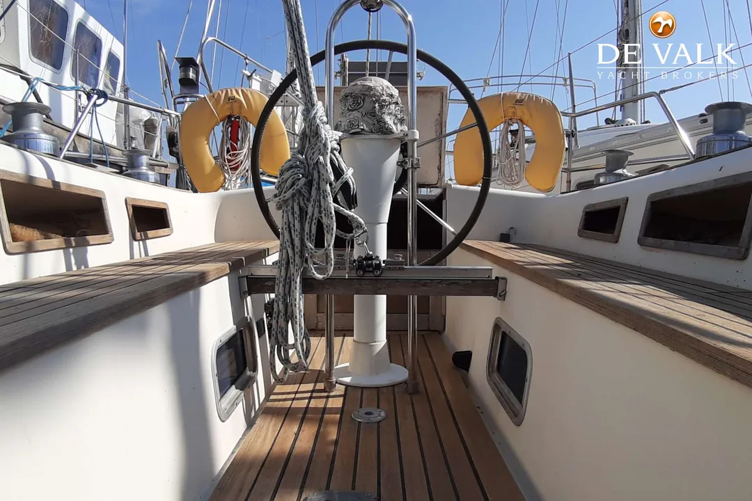 COMFORT 32 sailing
