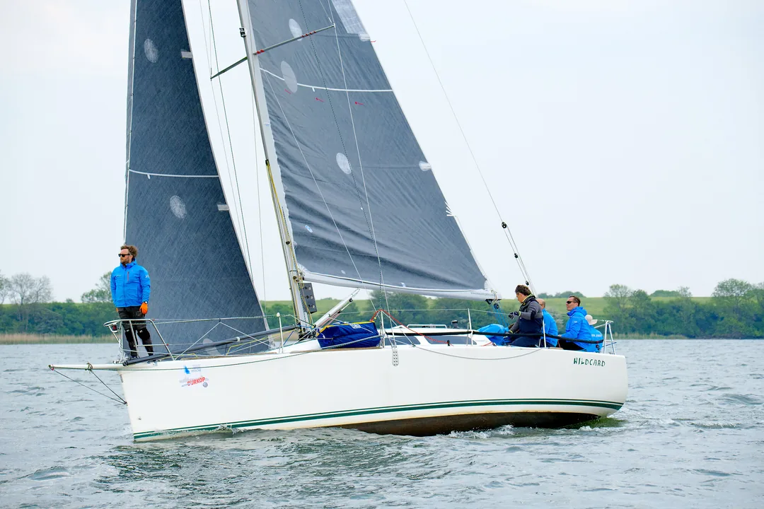 SEAQUEST 36 sailing