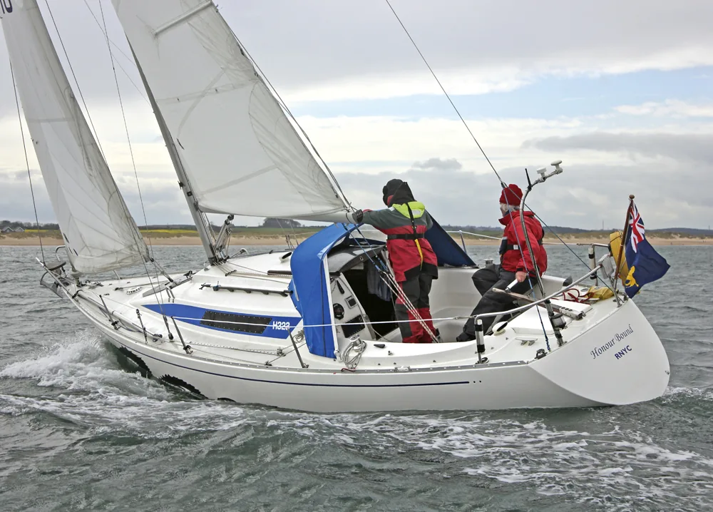 H 323 sailing