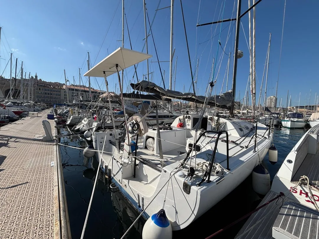CLASSE 40 sailing
