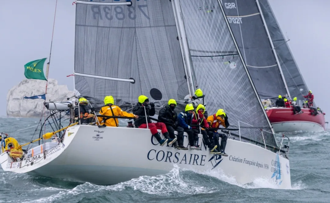 REFLEX 38 sailing