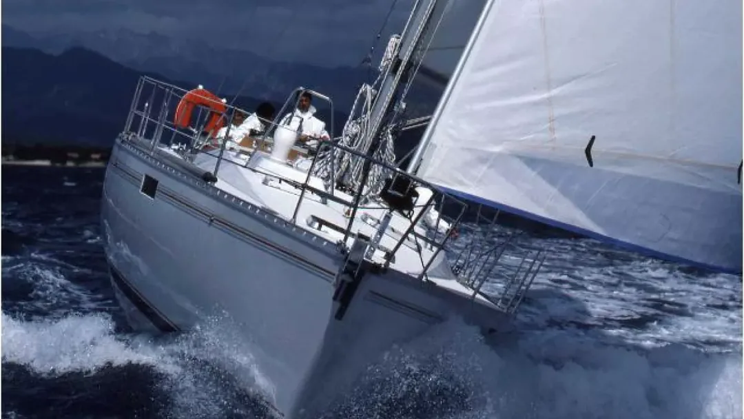 OCEANIS 430 sailing