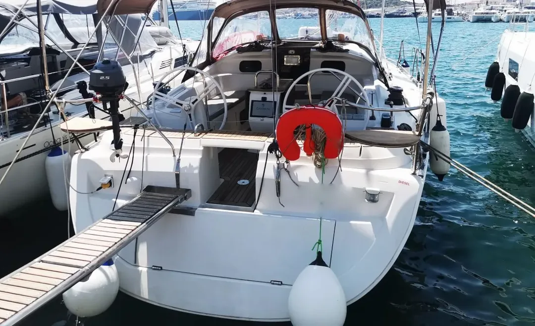 ELAN 444 IMPRESSIO sailing