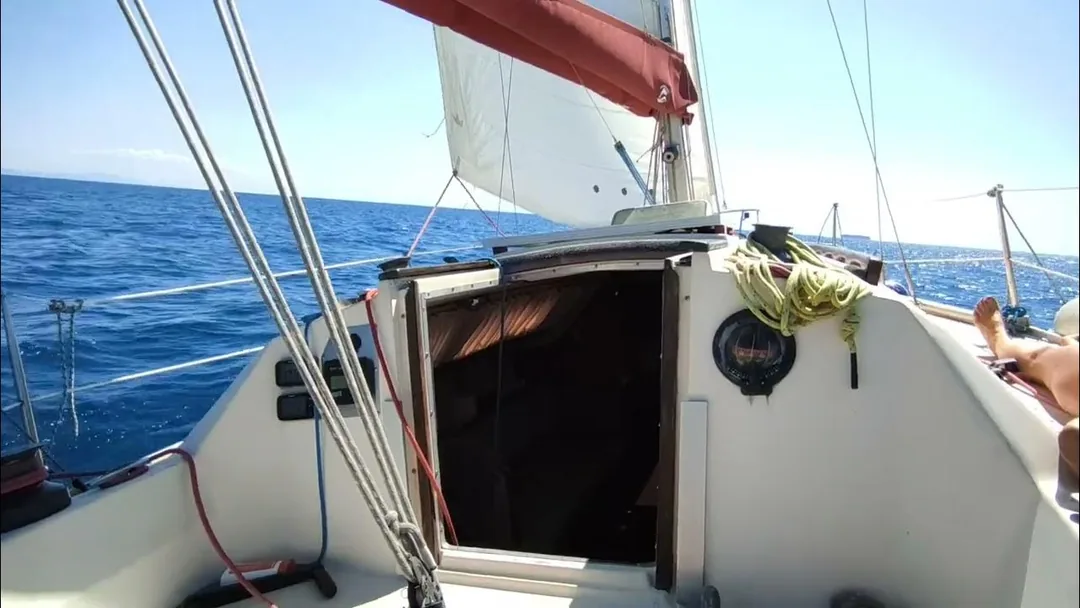 RUSH 31 sailing