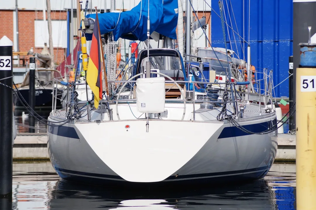 SWEDEN YACHTS 41 sailing