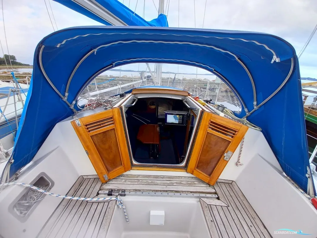 AQUILA sailing
