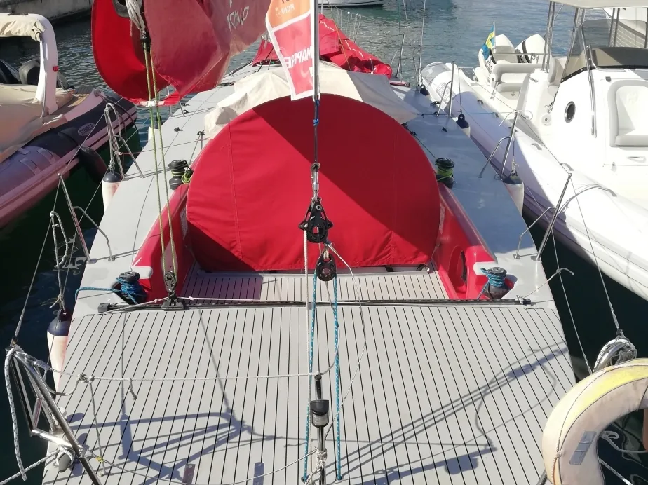 PUMA 42 sailing