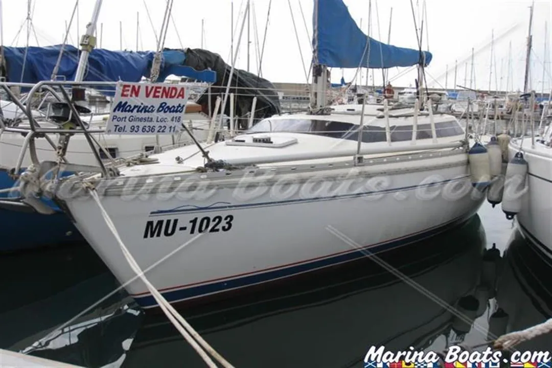 ATTALIA 32 sailing