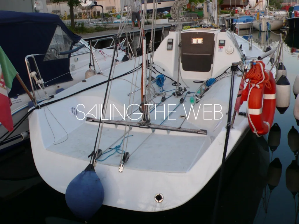 TEN PF sailing