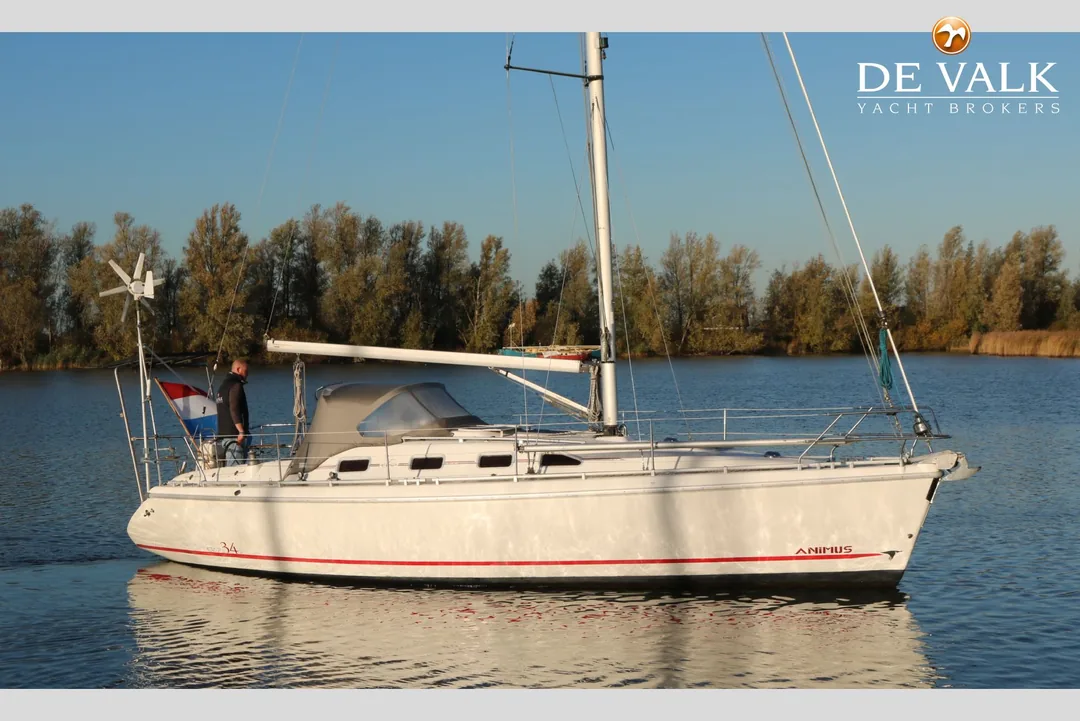 ETAP 34 S sailing
