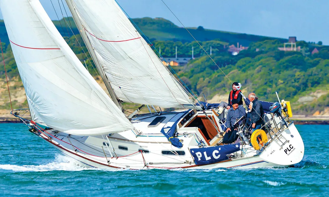 SADLER 34 sailing