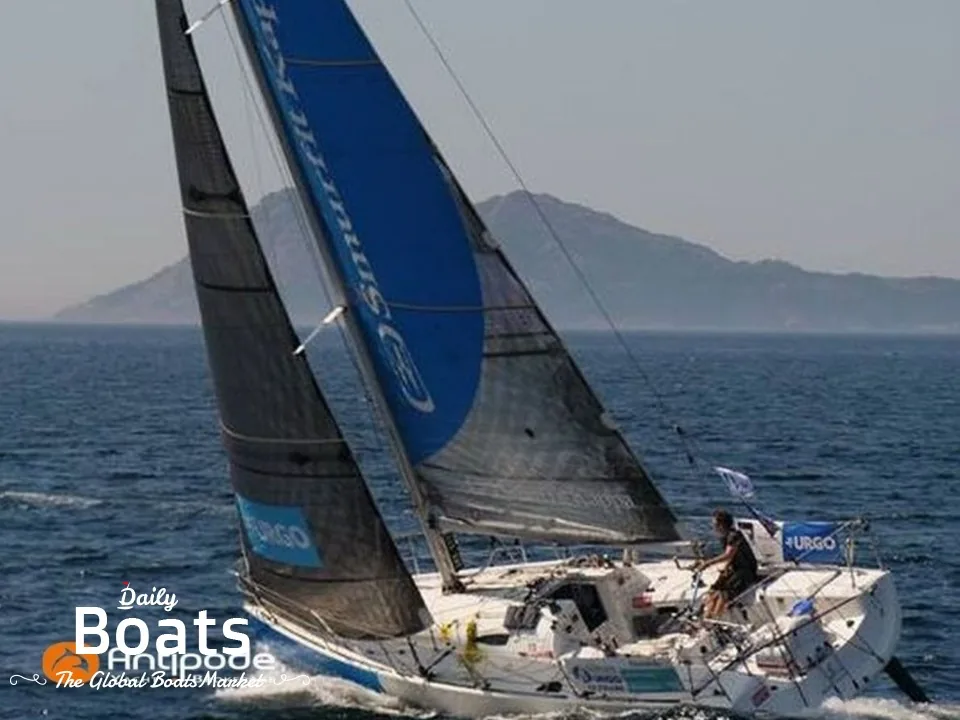 FIGARO II sailing