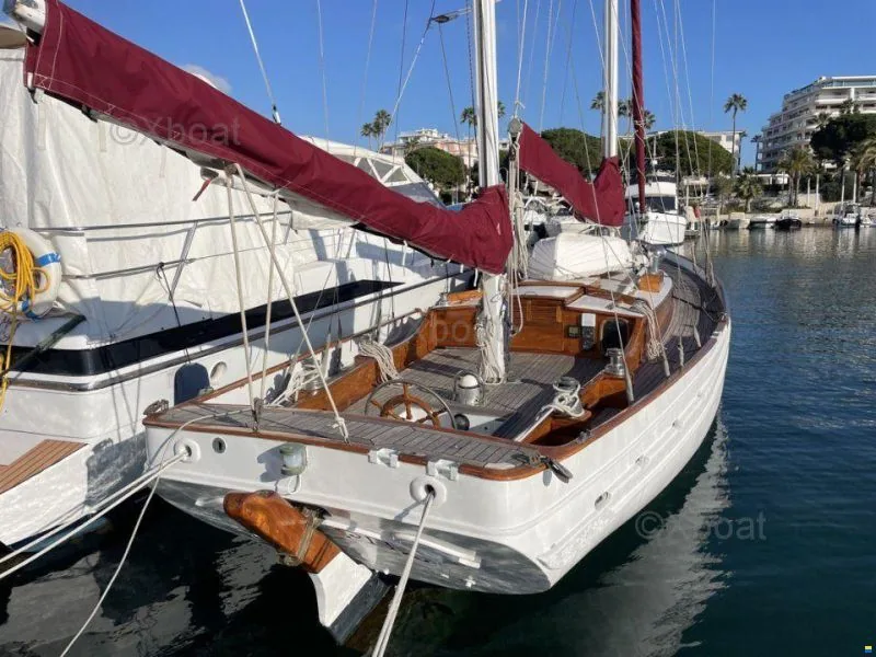 KETCH sailing