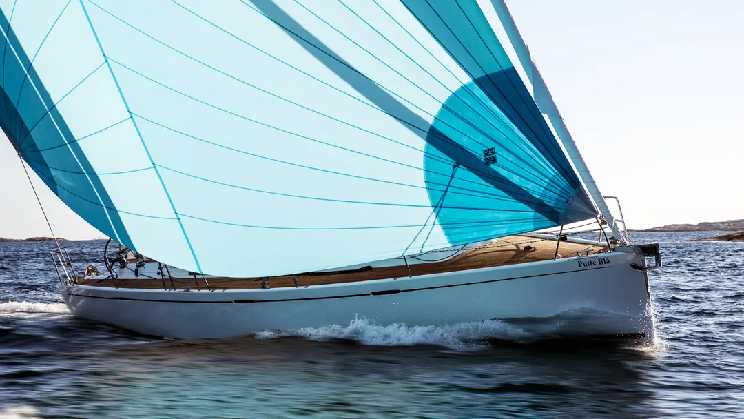 ARCONA 435 sailing