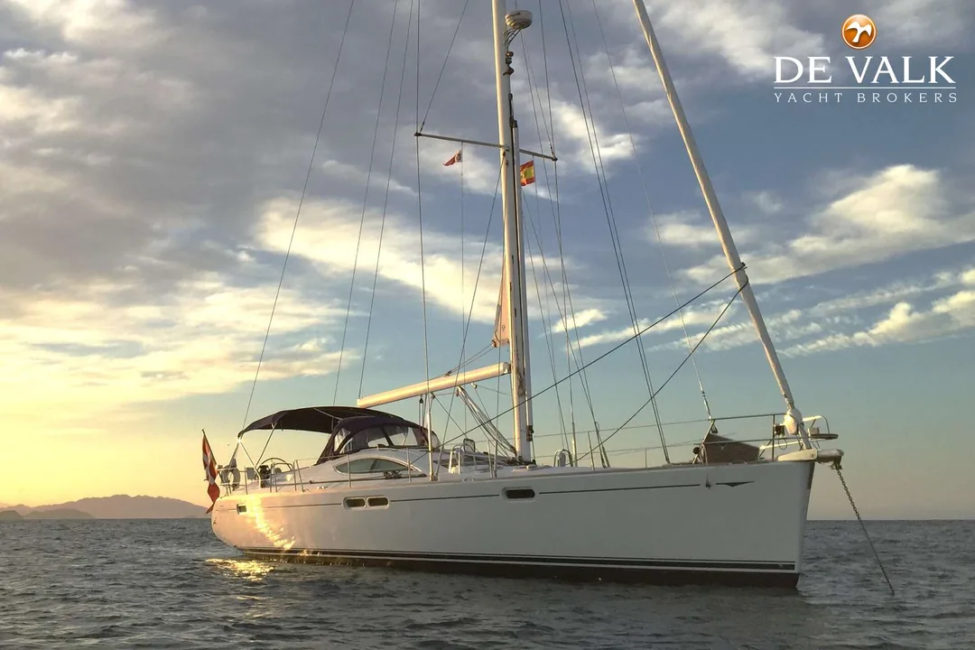 SUN ODYSSEY 54 DS sailing