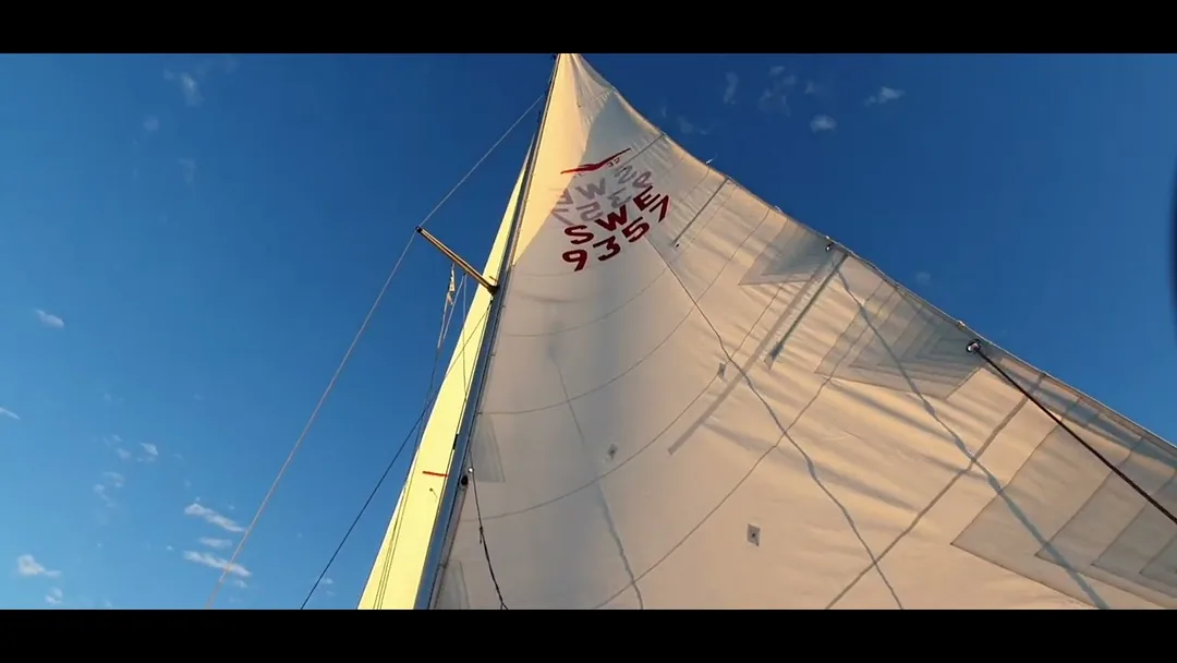 BIRDIE 32 sailing