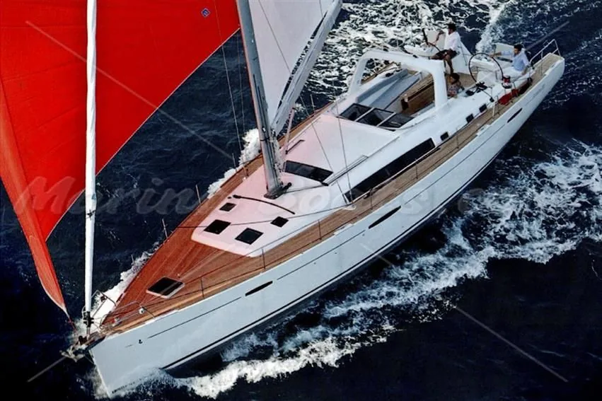 OCEANIS 58 sailing