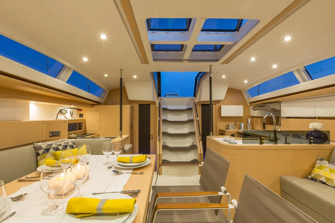 JEANNEAU 57 sailing