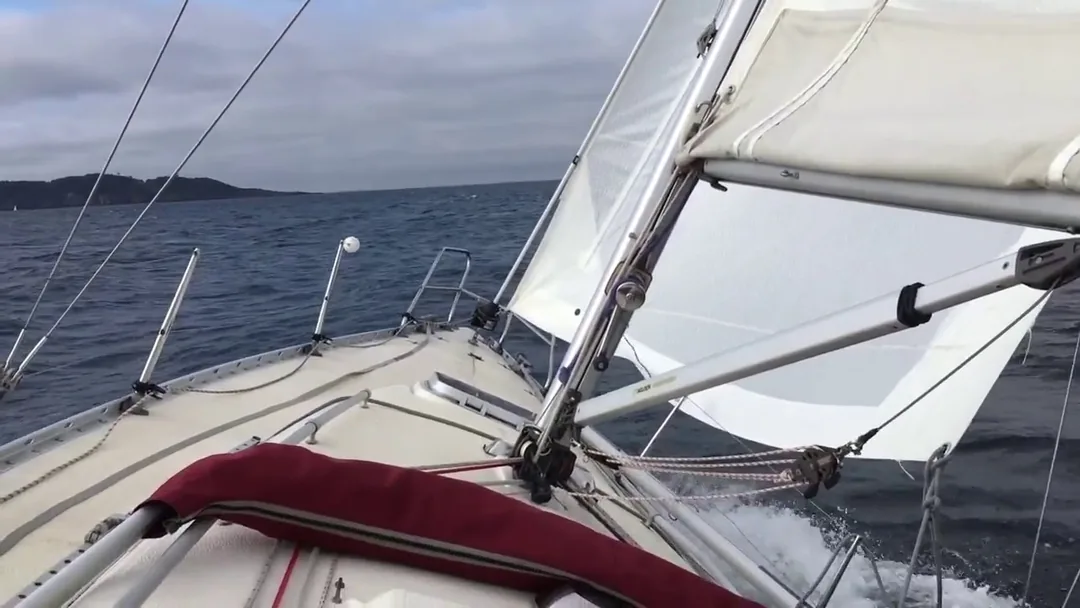 BUMERANG 32 sailing