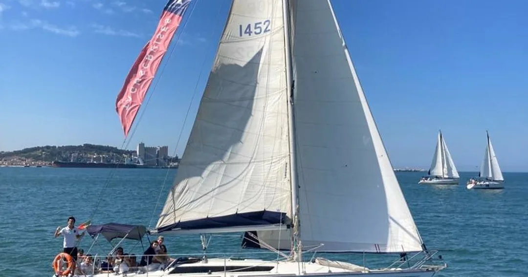 SUN FIZZ 40 sailing