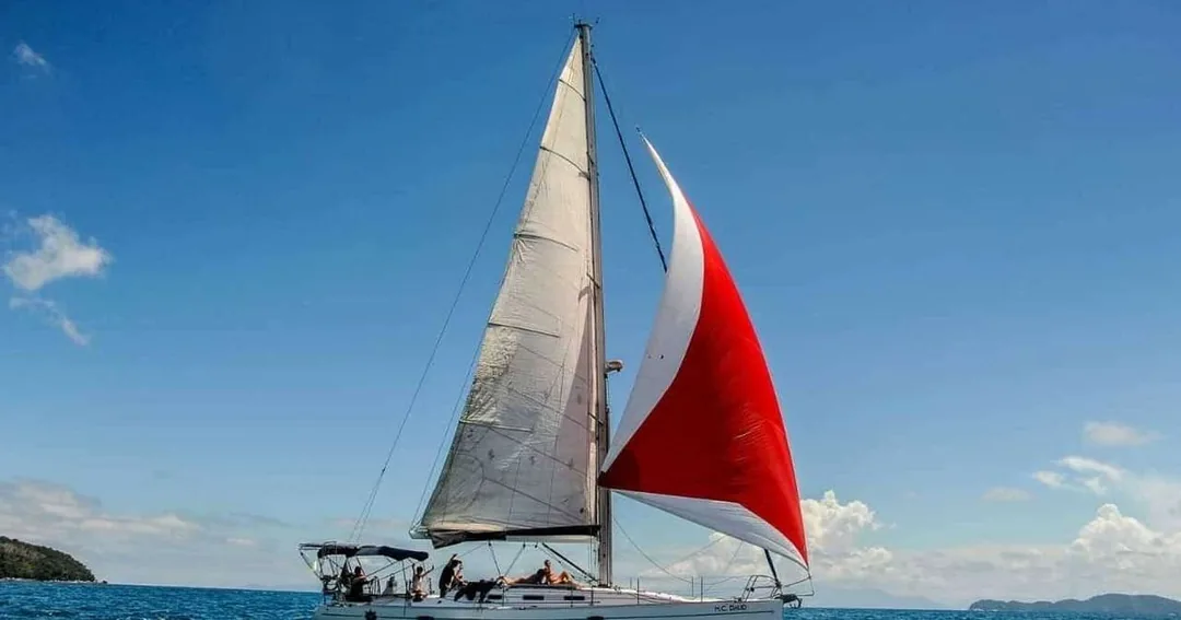DELTA 45 sailing