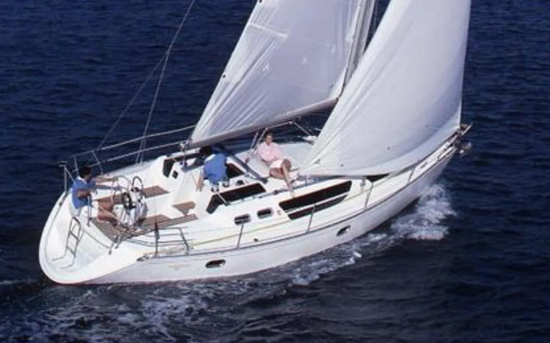 SUN LIBERTY 34 sailing