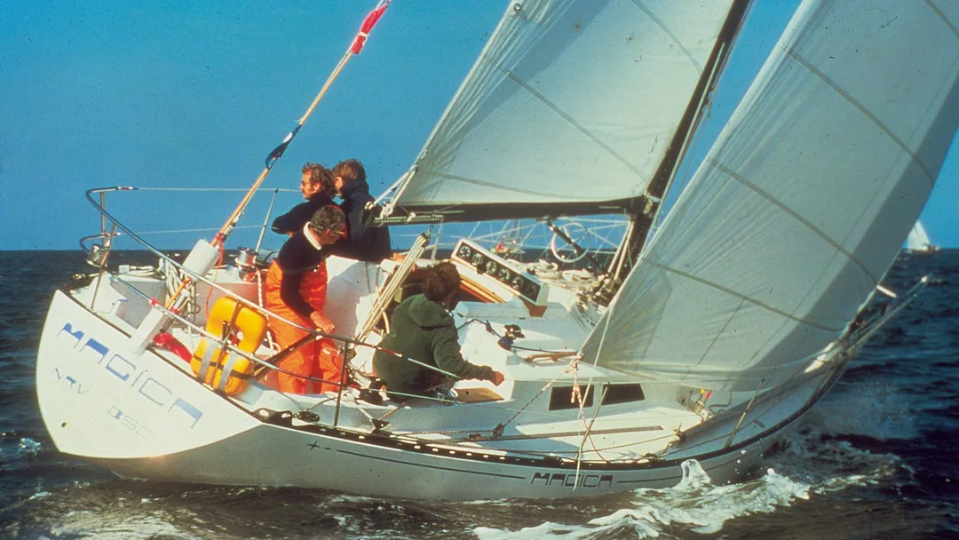 BALTIC 33 sailing