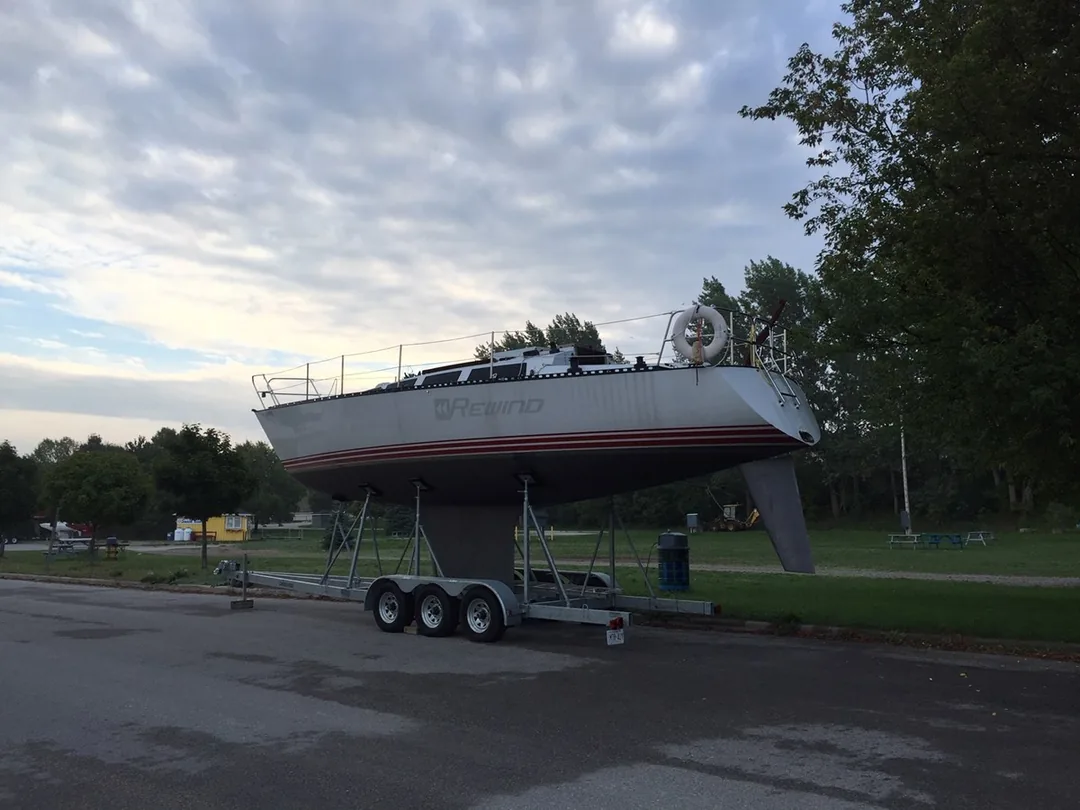 ABBOTT 36 sailing
