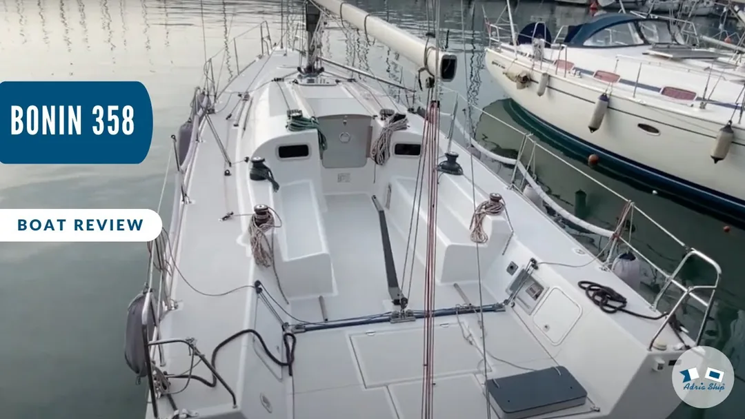 BONIN 358 sailing