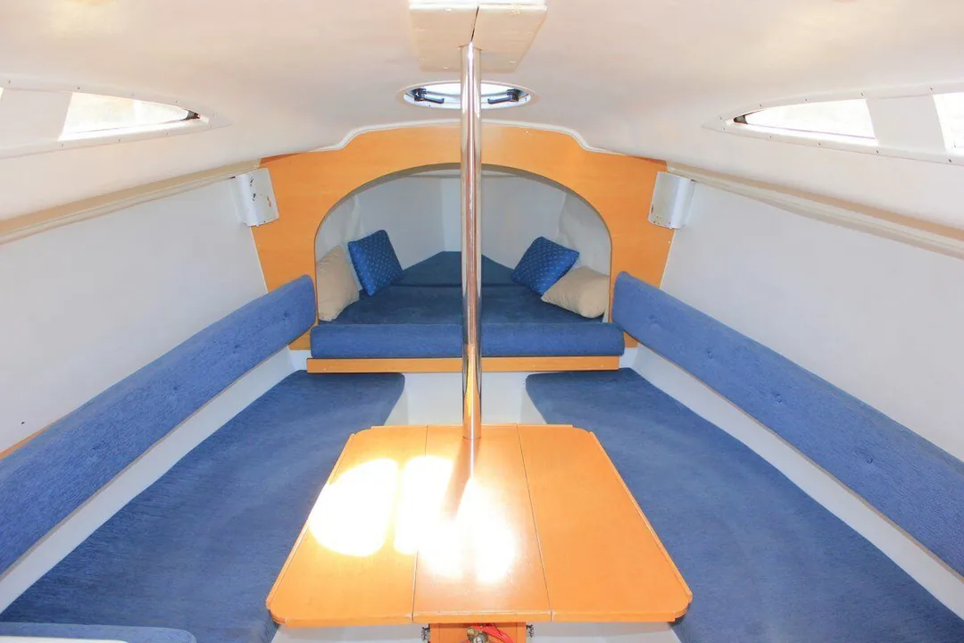 TUCANA 28 sailing