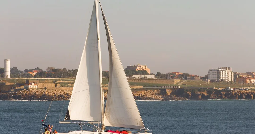 ELECTRA sailing