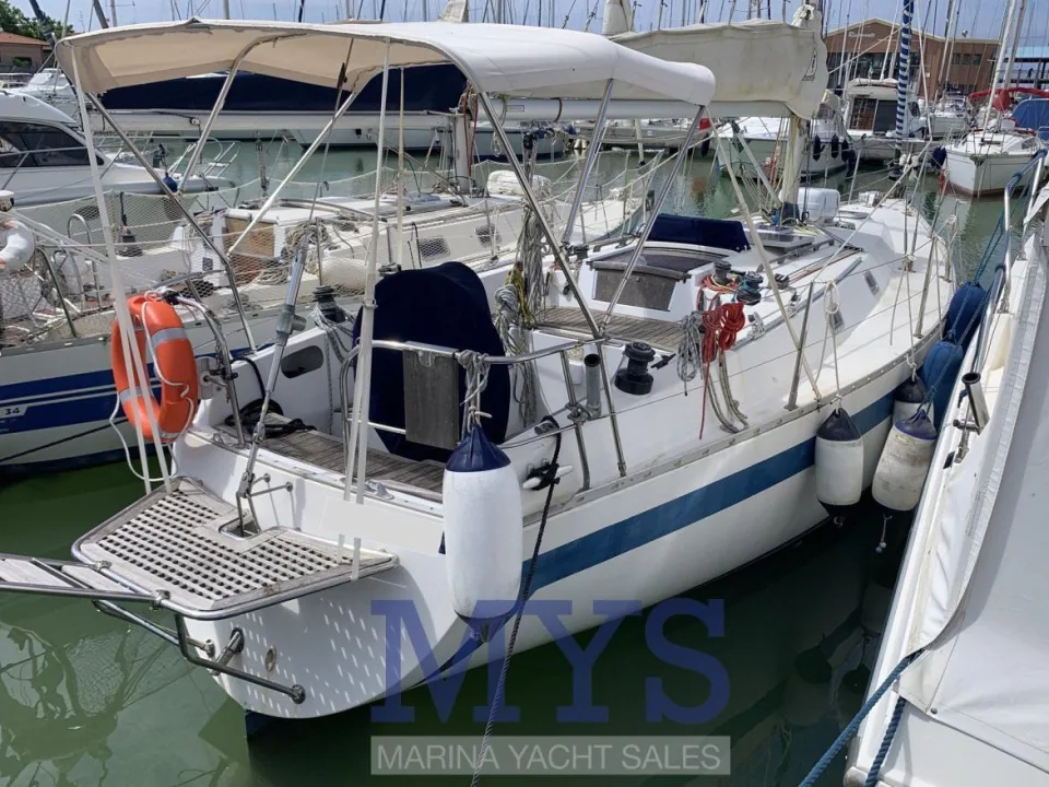 ALPA 34 sailing