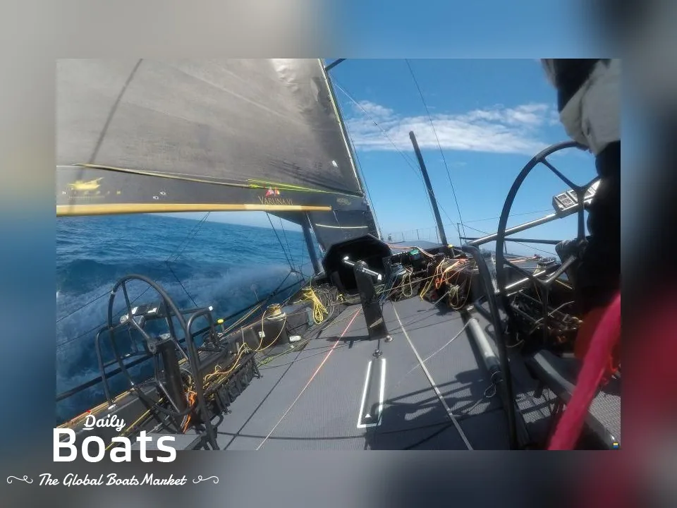 KER 56 sailing