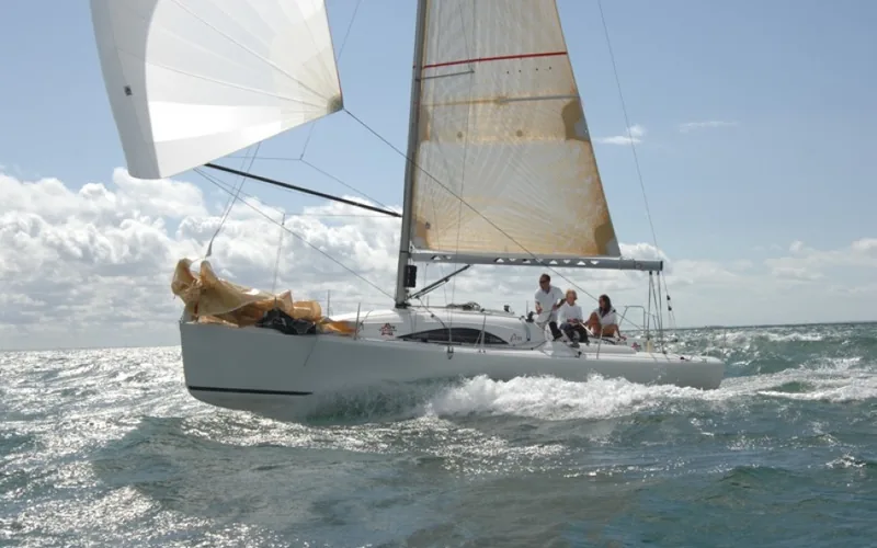 ARCHAMBAULT 31 sailing