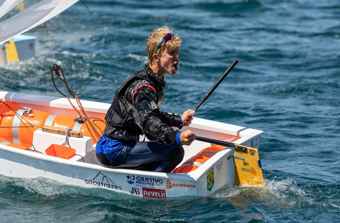 NEW OPTIMIST sailing