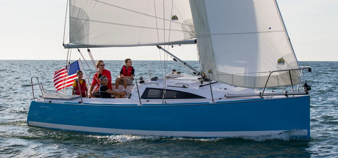 CATALINA 275 sailing