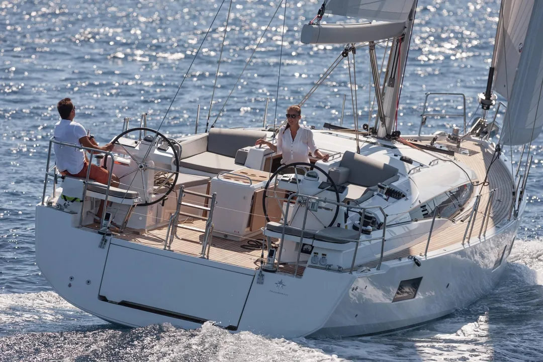 JEANNEAU 51 sailing