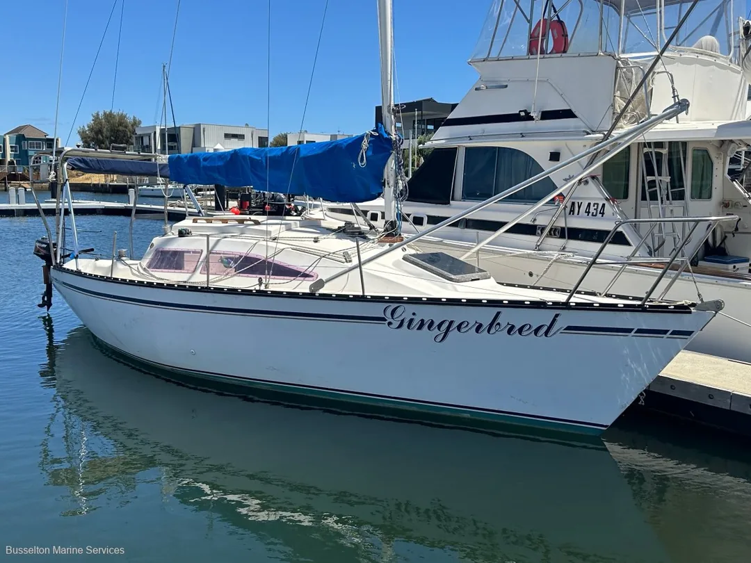 SONATA 26 sailing