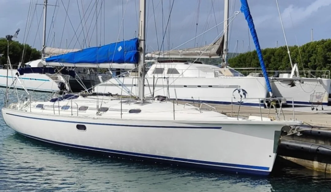 GIBSEA 43 sailing