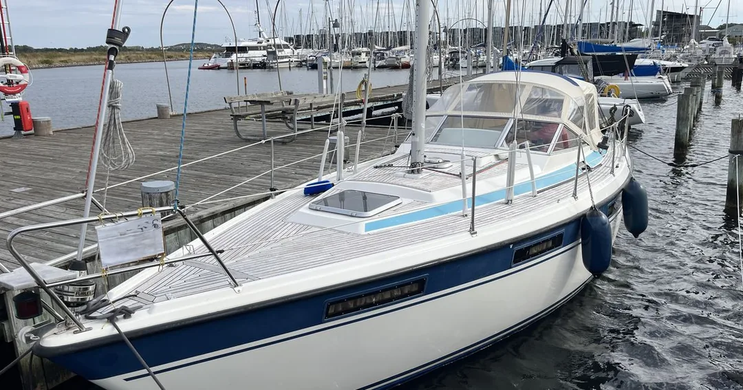 NORDSHIP 32 sailing